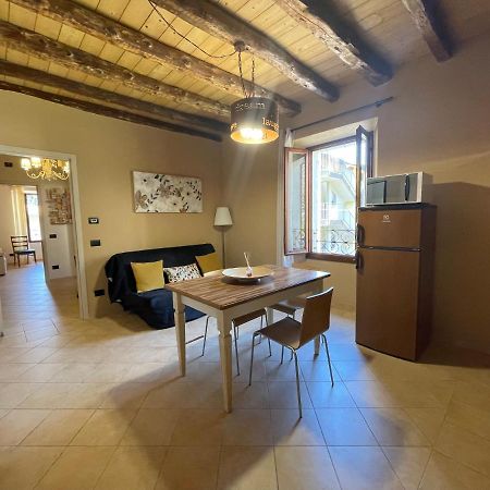 La Casa Sul Sasso In Town Serviced Accommodations Dervio Exteriér fotografie