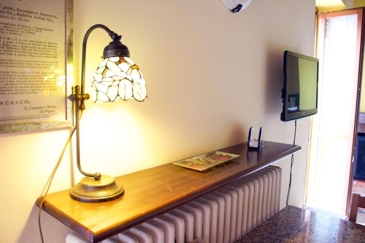 La Casa Sul Sasso In Town Serviced Accommodations Dervio Exteriér fotografie