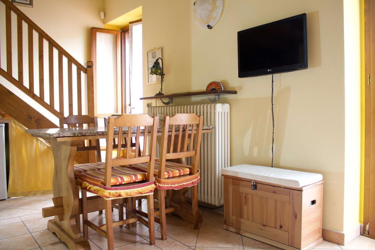 La Casa Sul Sasso In Town Serviced Accommodations Dervio Exteriér fotografie