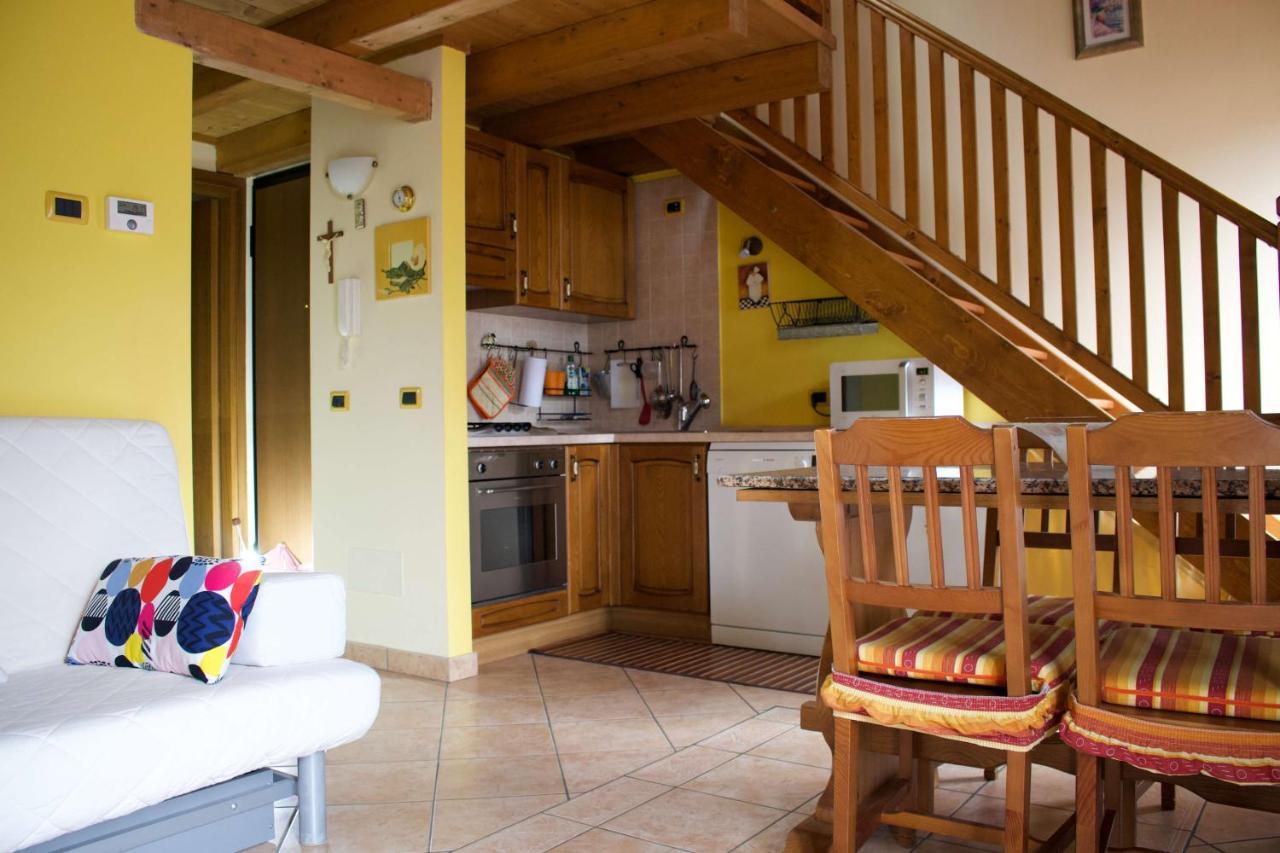 La Casa Sul Sasso In Town Serviced Accommodations Dervio Exteriér fotografie
