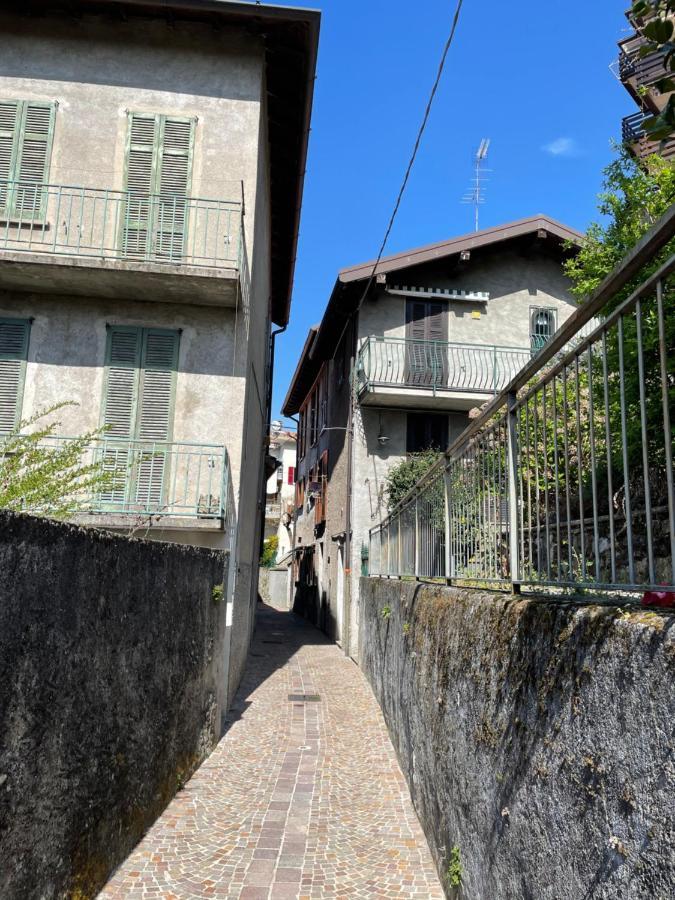 La Casa Sul Sasso In Town Serviced Accommodations Dervio Exteriér fotografie